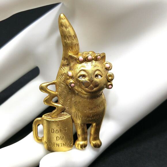 Vintage Danecraft Cat Brooch, Pink Enamel, Mug "I Don't Do Mornings" Pin, 1960s - Picture 6 of 8